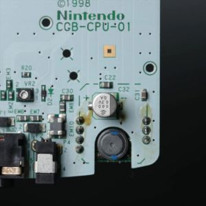 Game Boy Colour condensator 680uF